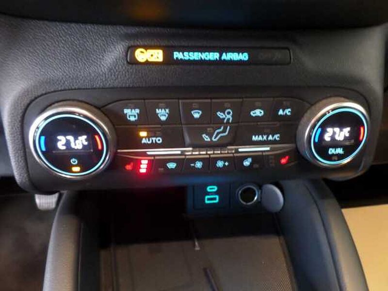 Ford Kuga Hybrid Vignale+LED+NAVI+Leder+ALLWETTER